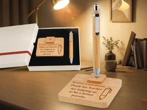Natural Wood Magnet Pen Stand